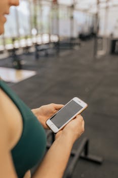 Top 5 Free Fitness Apps for Workout Tracking, Progress, and Nutrition (2025)