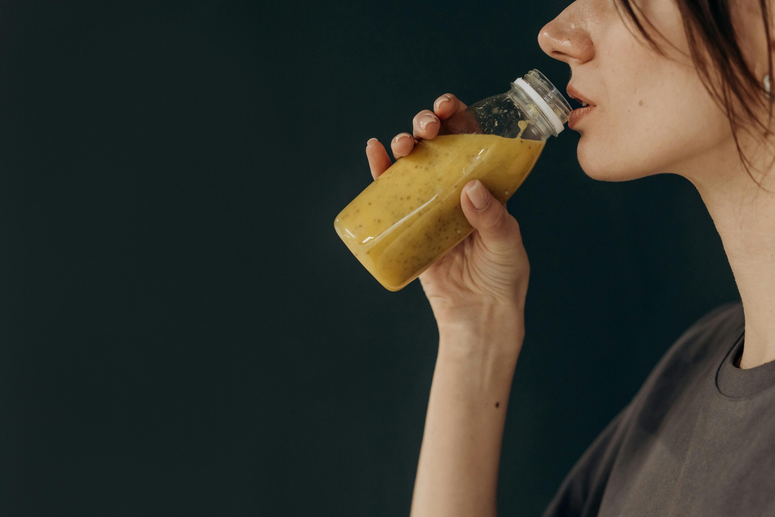 5 Simple Habits to Add Years to Your Life: Hydration, Nutrition, Sleep, Exercise & Social Bonds